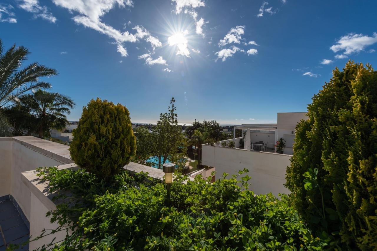Altos De Banus I Apartment *